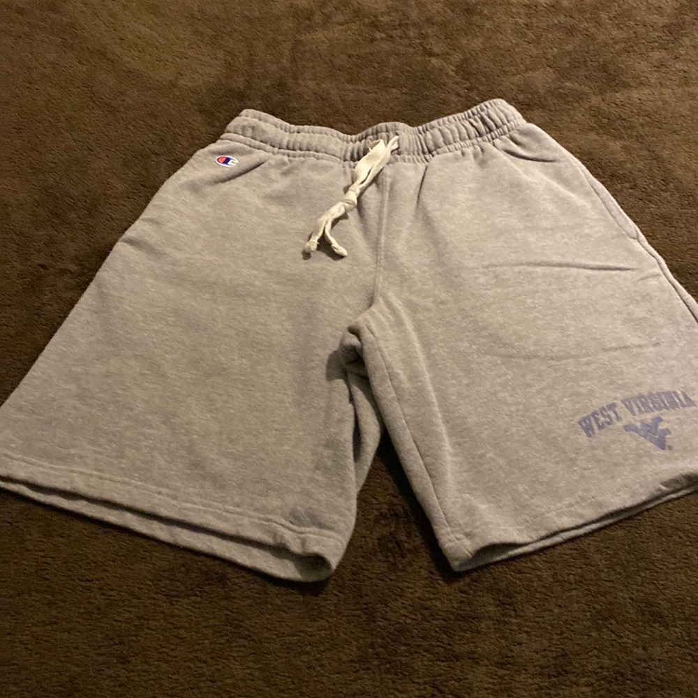 Men’s champion grey sweat shorts, West Virginia logo